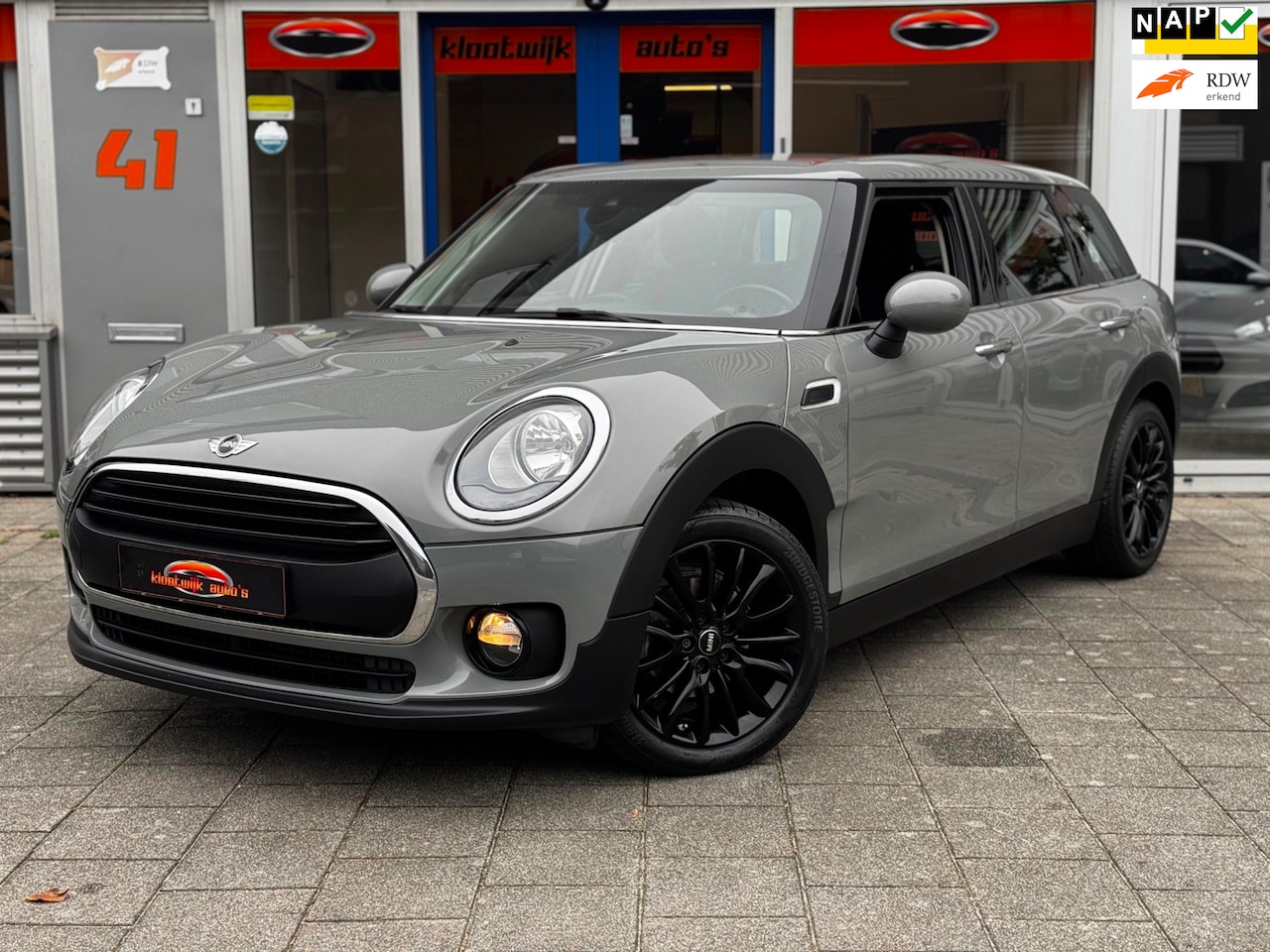 MINI Clubman - 1.5 Pepper Business Nardo Navigatie Dealer Historie NL-Geleverd - AutoWereld.nl