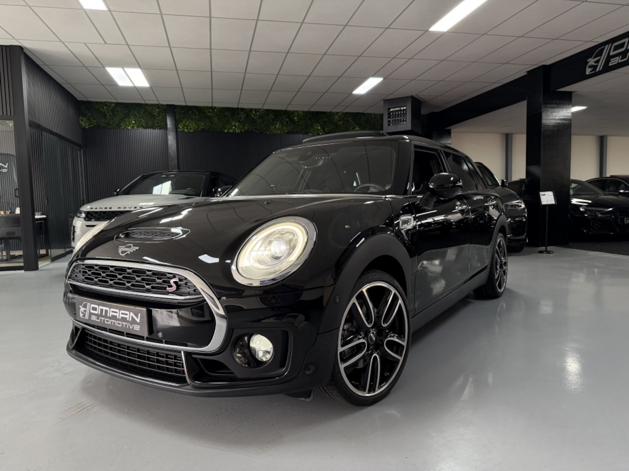 MINI Clubman - 2.0 Cooper S JCW AUT. PANO 192PK 2019 - AutoWereld.nl
