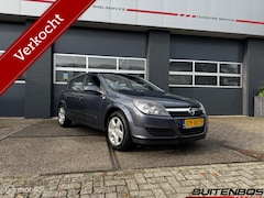 Opel Astra - 1.6 Executive