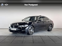 BMW 3-serie - Sedan 330i Innovation Pack Model M Sport