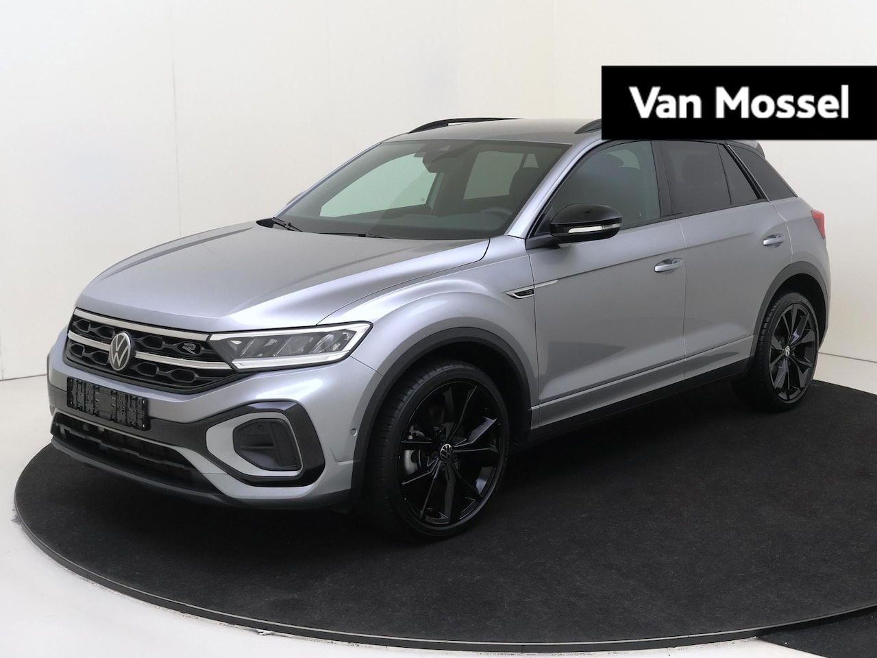 Volkswagen T-Roc - 1.5 TSI R-Line Edition Black Style | Sportpakket | 19"LM velgen | Automaat | R-line | Adap - AutoWereld.nl