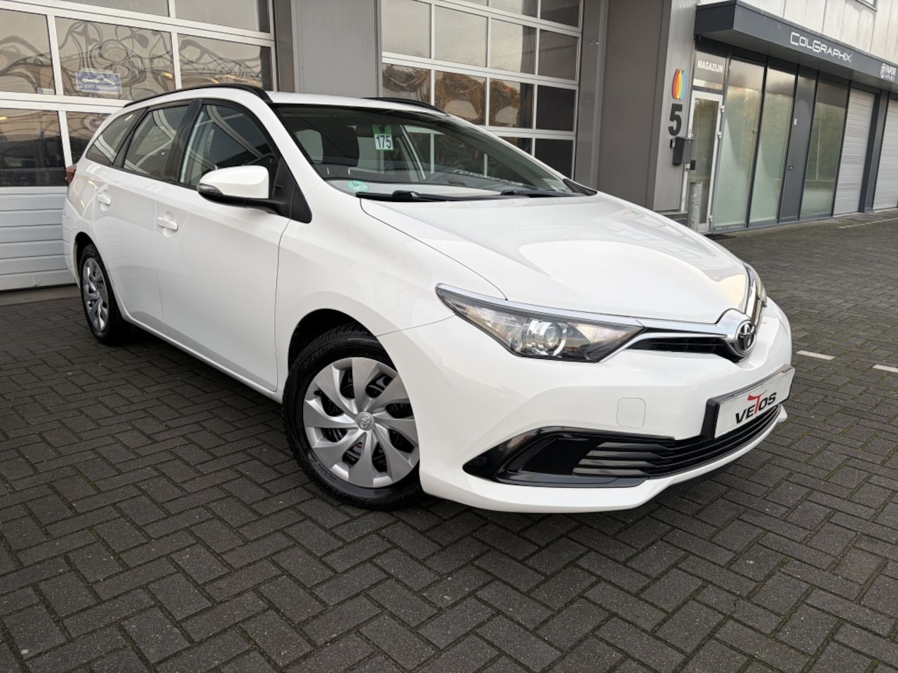 Toyota Auris Touring Sports - 1.3 Comfort / 12 MND GARANTIE / - AutoWereld.nl
