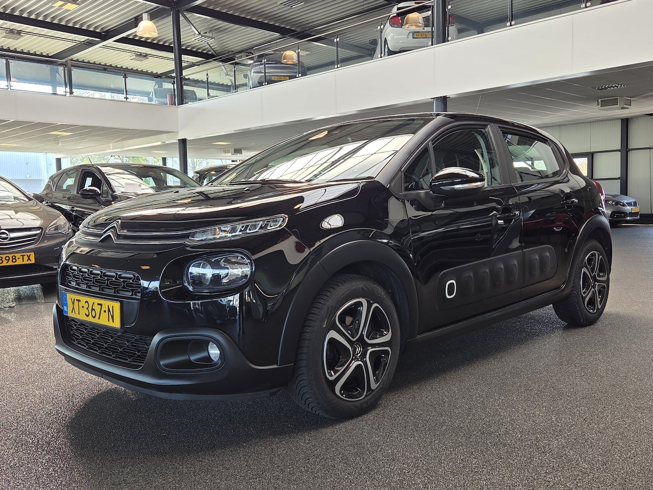 Citroën C3 - 1.2 PureTech Feel - BTW Verrekenbaar / Carplay / PDC / DAB+ / Cruise - AutoWereld.nl
