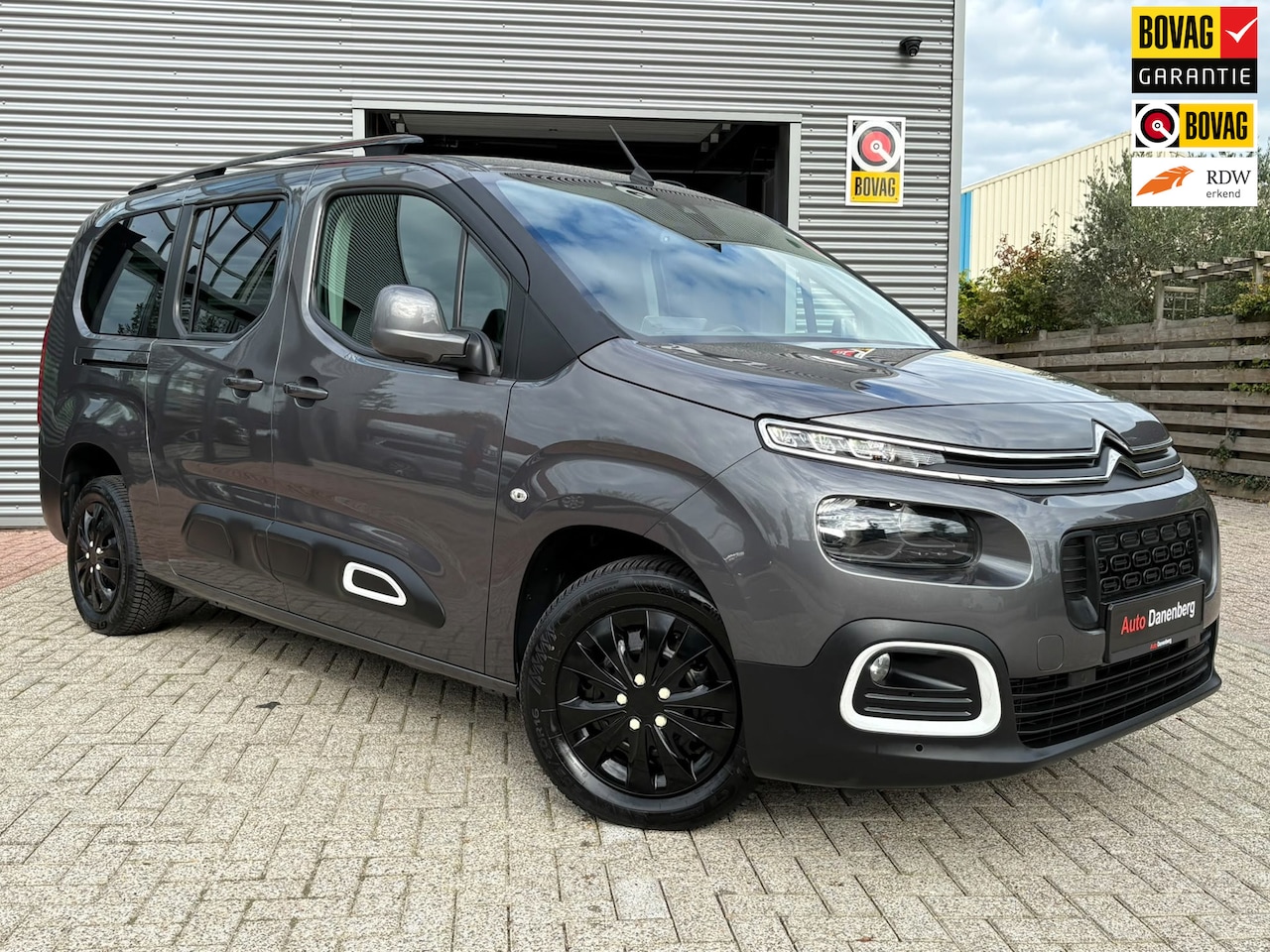 Citroën Berlingo XL - 1.2 PureTech Shine AUTOMAAT, GARANTIE, - AutoWereld.nl