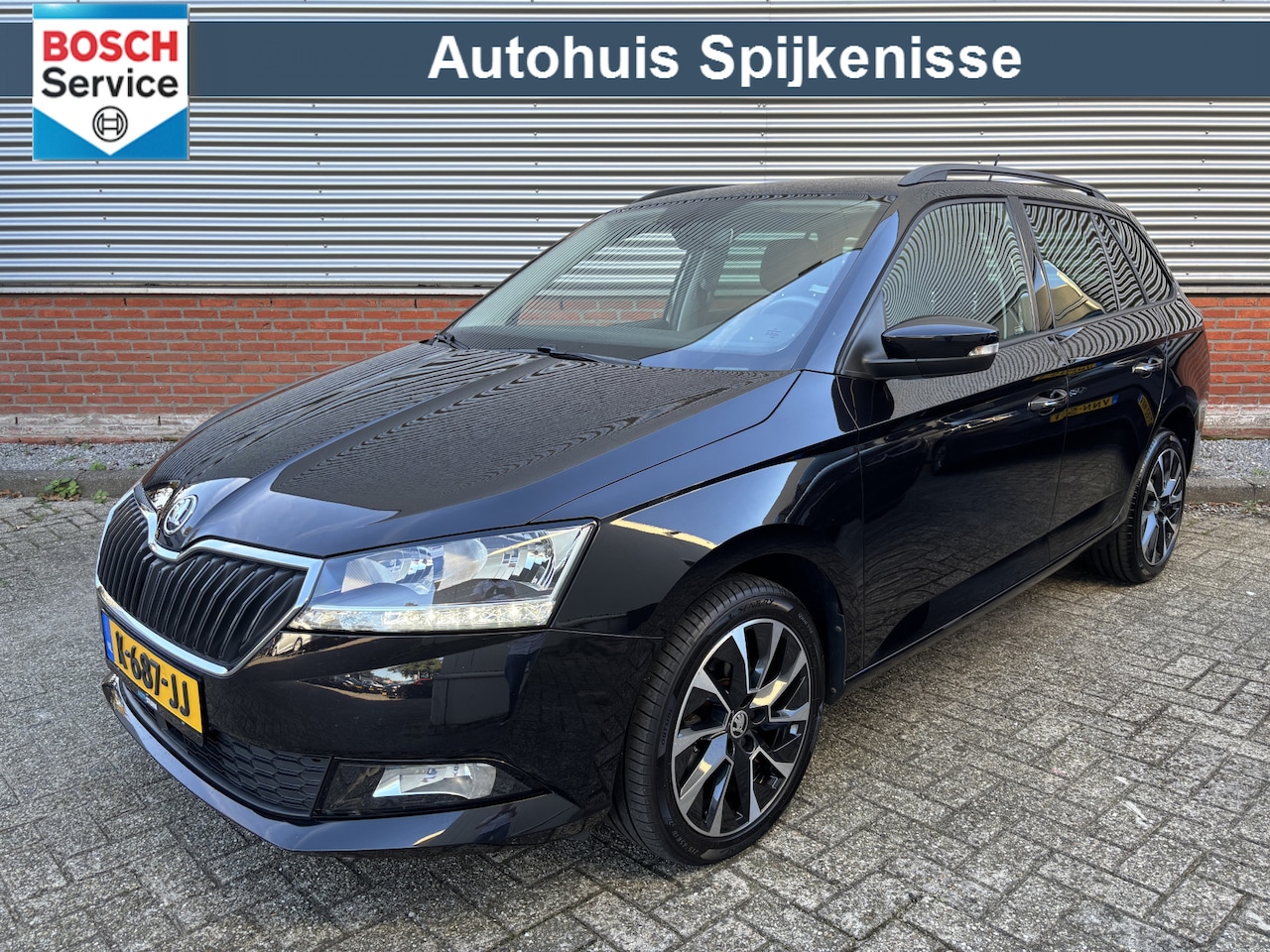 Skoda Fabia Combi - 1.0 TSI Business Edition | Carplay | Trekhaak | Keyless Entry | Climate Control | - AutoWereld.nl
