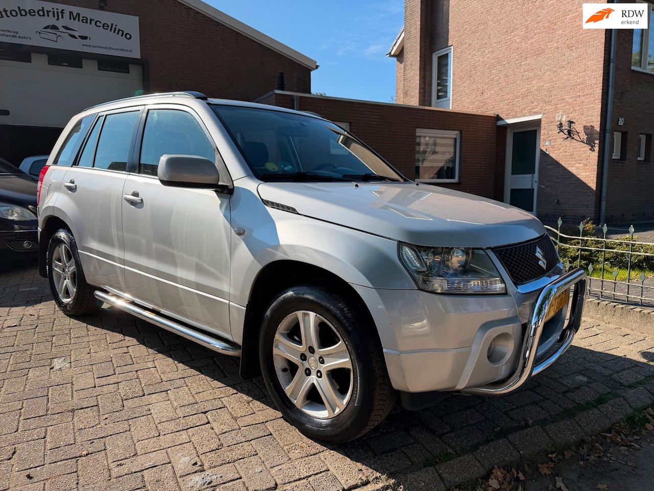 Suzuki Grand Vitara - 2.0-16V Exclusive 4X4 - AutoWereld.nl