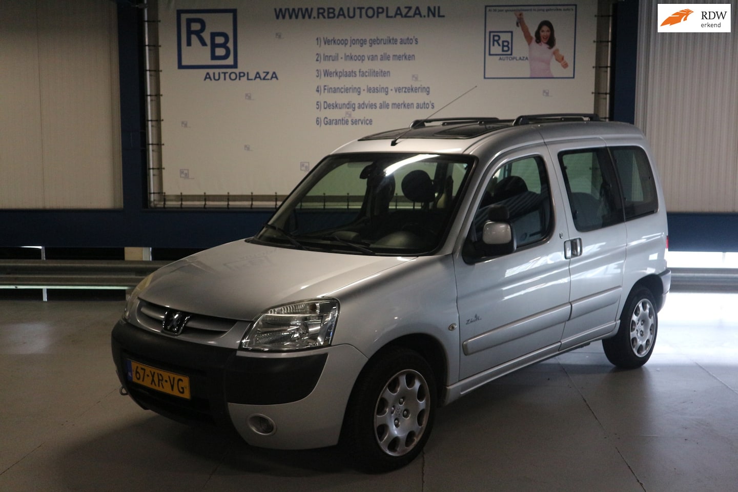 Peugeot Partner MPV - 1.6-16V Zenith 4 / AIRCO / 8-2027 APK / 5 PERSOONS ! ! ! - AutoWereld.nl
