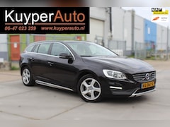 Volvo V60 - 2.0 D4 Nordic+ NETTE AUTOMAAT DEALER ONDERHOUDEN TREKHAAK VOL OPTIES