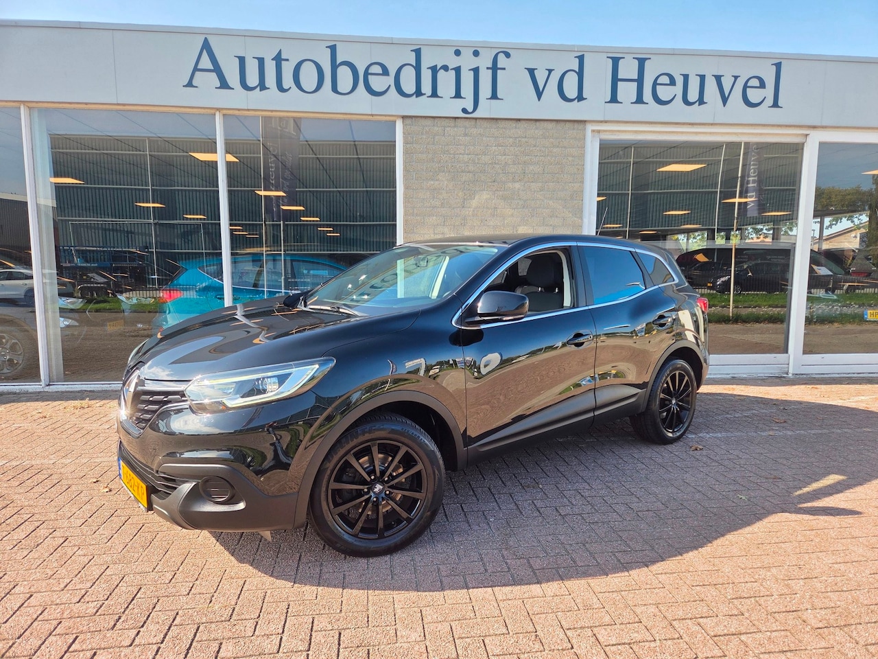 Renault Kadjar - 1.2 TCe *Trekhaak*PDC*Cruise Controle* Rijklaar - AutoWereld.nl