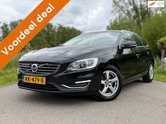 Volvo V60 - 2.0 D4 Nordic+ / Incl. BTW / 1 Eigenaar / Automaat / Distributie verv. / Clima / Stoel-Ban