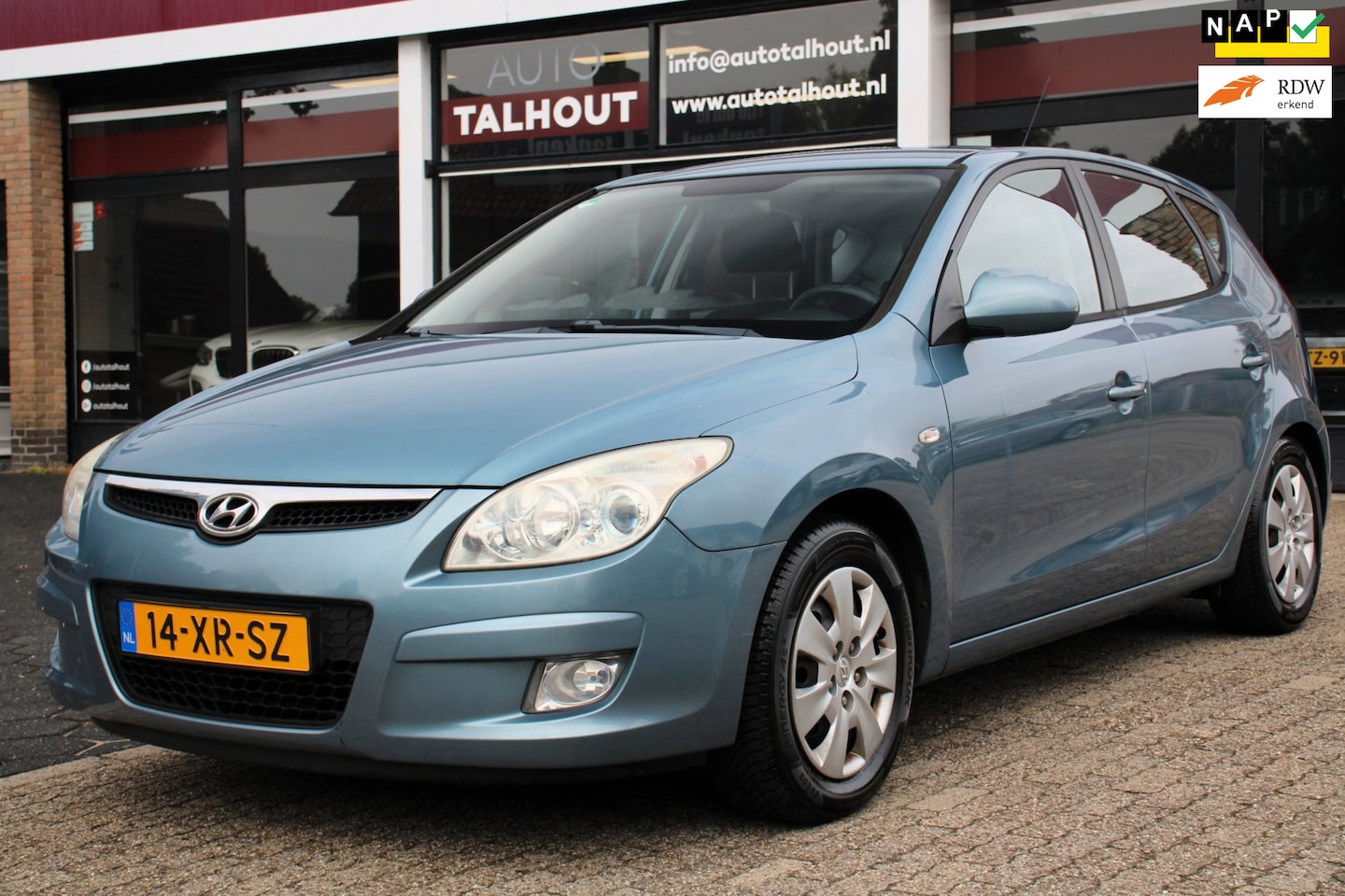 Hyundai i30 - 1.6i Dynamic / AIRCO, 5 DEURS, AUX - AutoWereld.nl