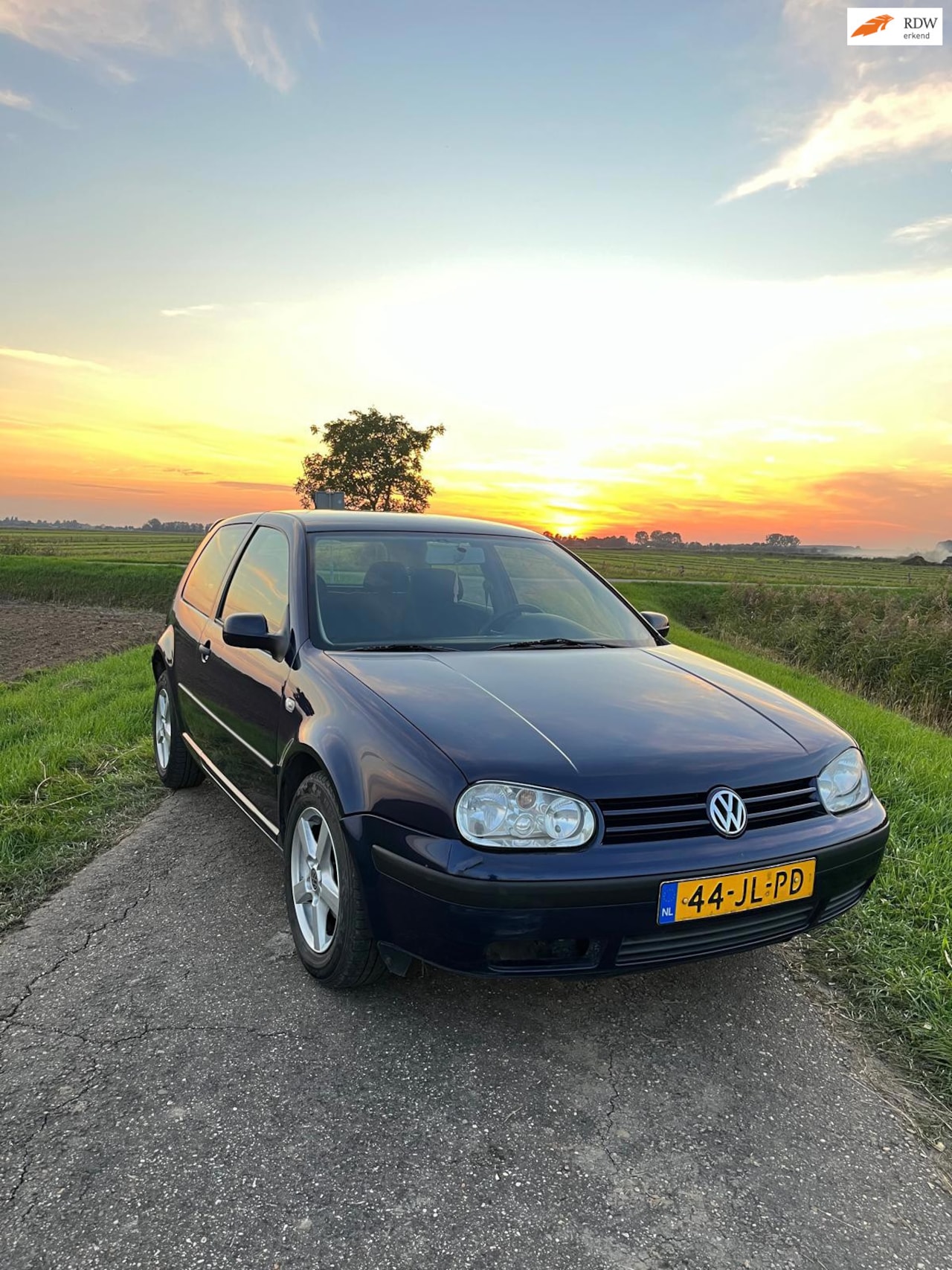 Volkswagen Golf - 1.6-16V airco / nieuwe apk!! - AutoWereld.nl