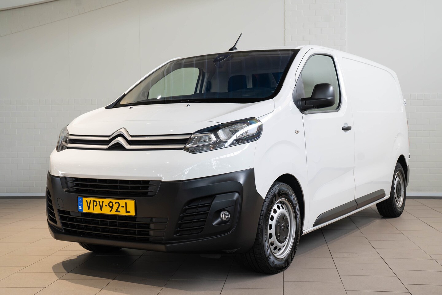 Citroën Jumpy - 2.0 BlueHDI 145 M Club | Camera | Parkeersensoren | Apple Carplay & Android Auto | Laadrui - AutoWereld.nl