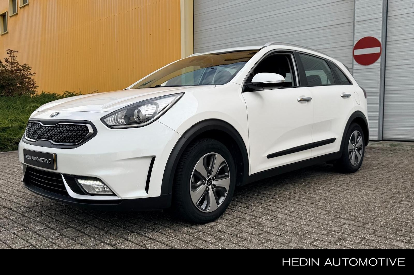 Kia Niro - 1.6 GDi Hybrid DynamicLine Airco | Navigatie | Camera | Parkeersensoren | Cruisecontrol | - AutoWereld.nl