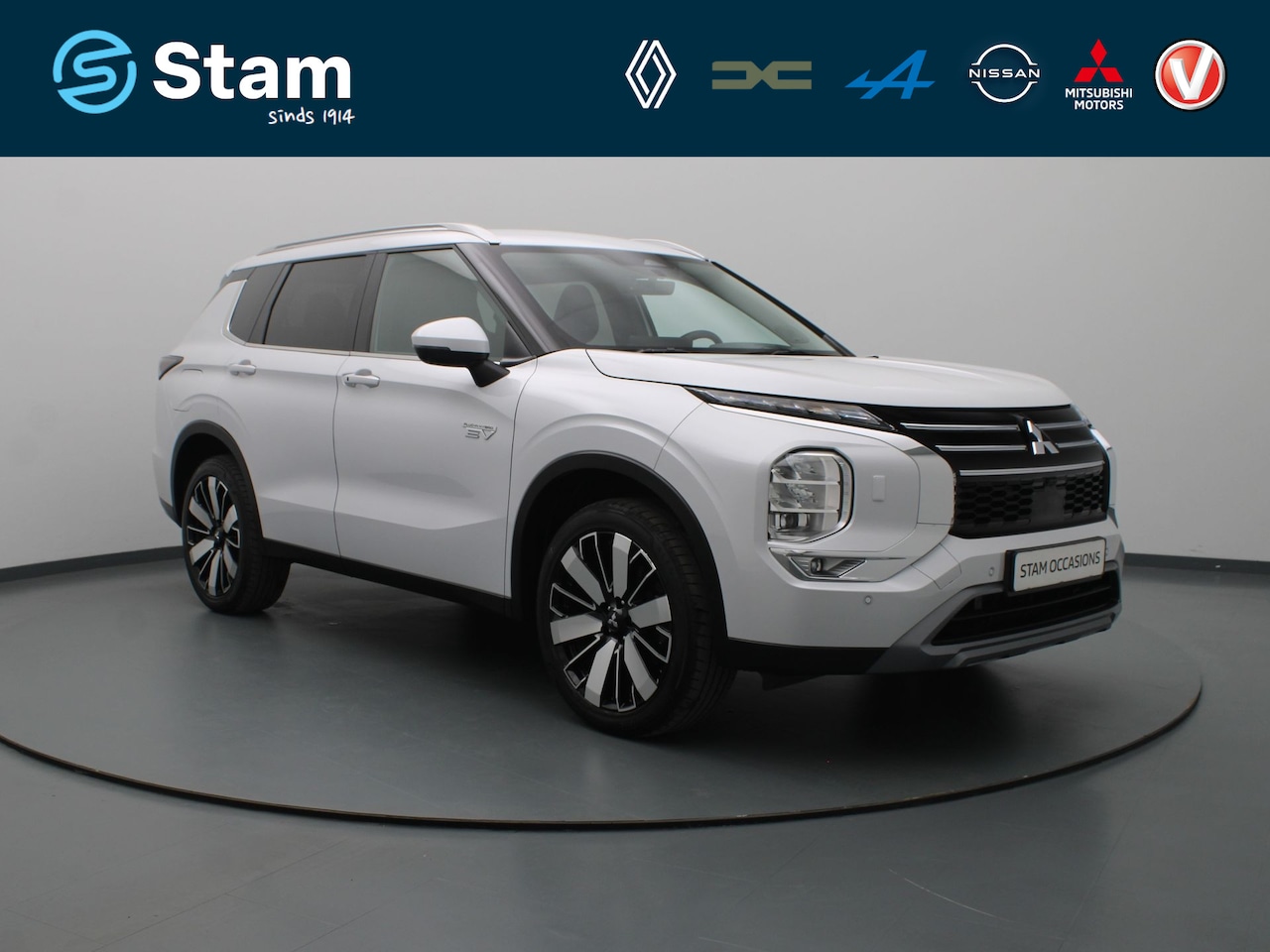 Mitsubishi Outlander - 306pk PHEV First Edition Apple Carplay/Android Auto | Climate - AutoWereld.nl
