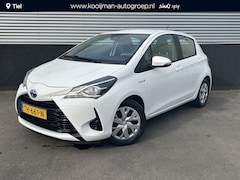 Toyota Yaris - 1.5 Hybrid Design Navigatie, Achteruitrijcamera, Parkeersensoren, Cruise control, Onderhou