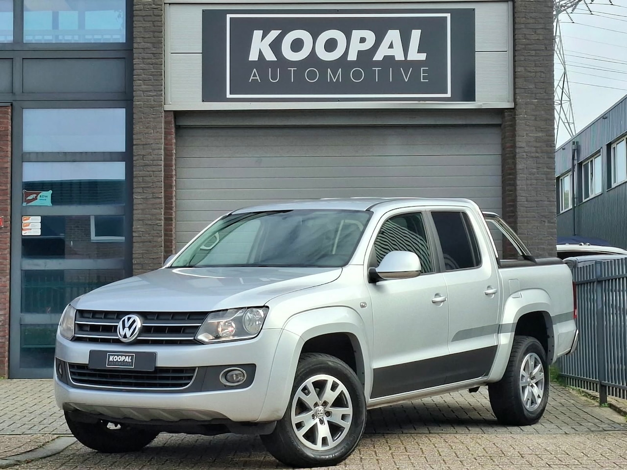 Volkswagen Amarok - 2.0 TDI 4Motion Plus Highline | Leer | Cover | Sper - AutoWereld.nl