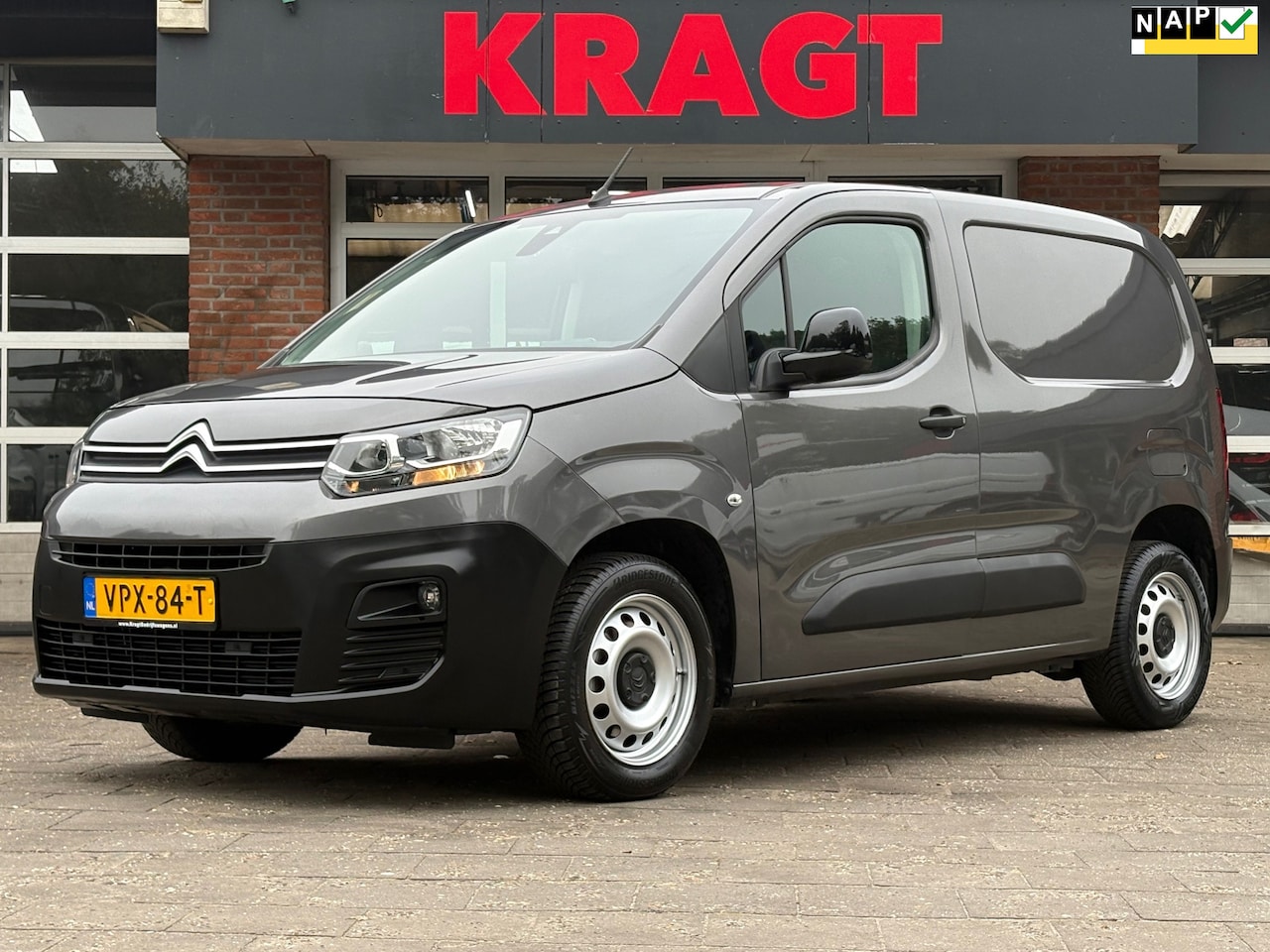 Citroën Berlingo - 1.5 BlueHDI|131PK|NAP|AUTOMAAT|achteruitrijcamera|apple CarPlay|cruise|parkeersensoren|air - AutoWereld.nl