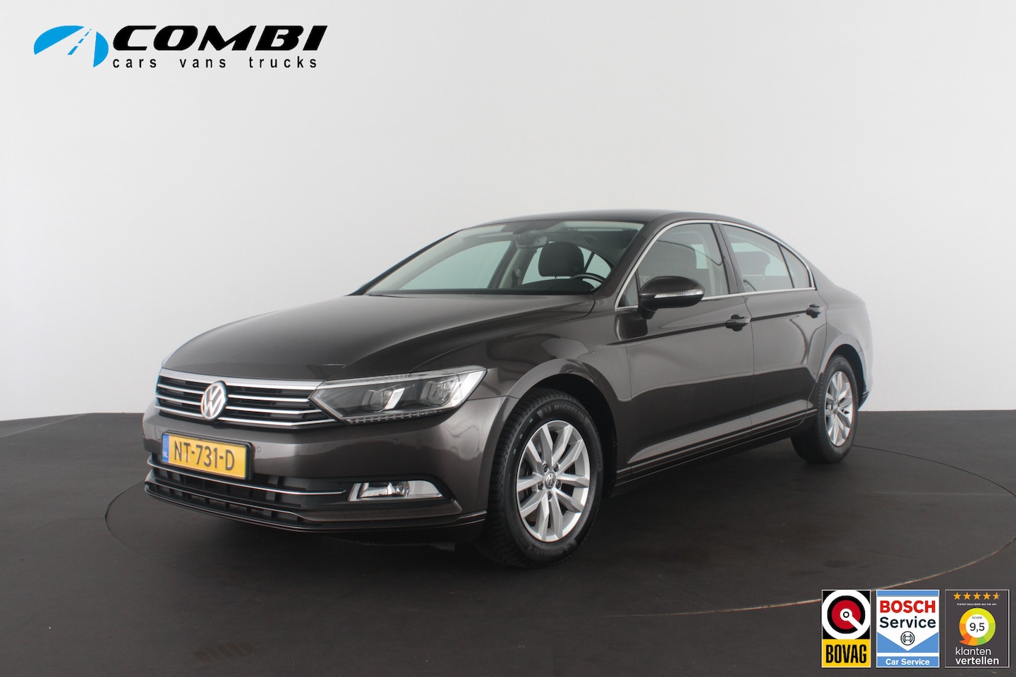 Volkswagen Passat - 1.6 TDI Comfortline > Trekhaak/LED-koplampen/comfort stoel - AutoWereld.nl