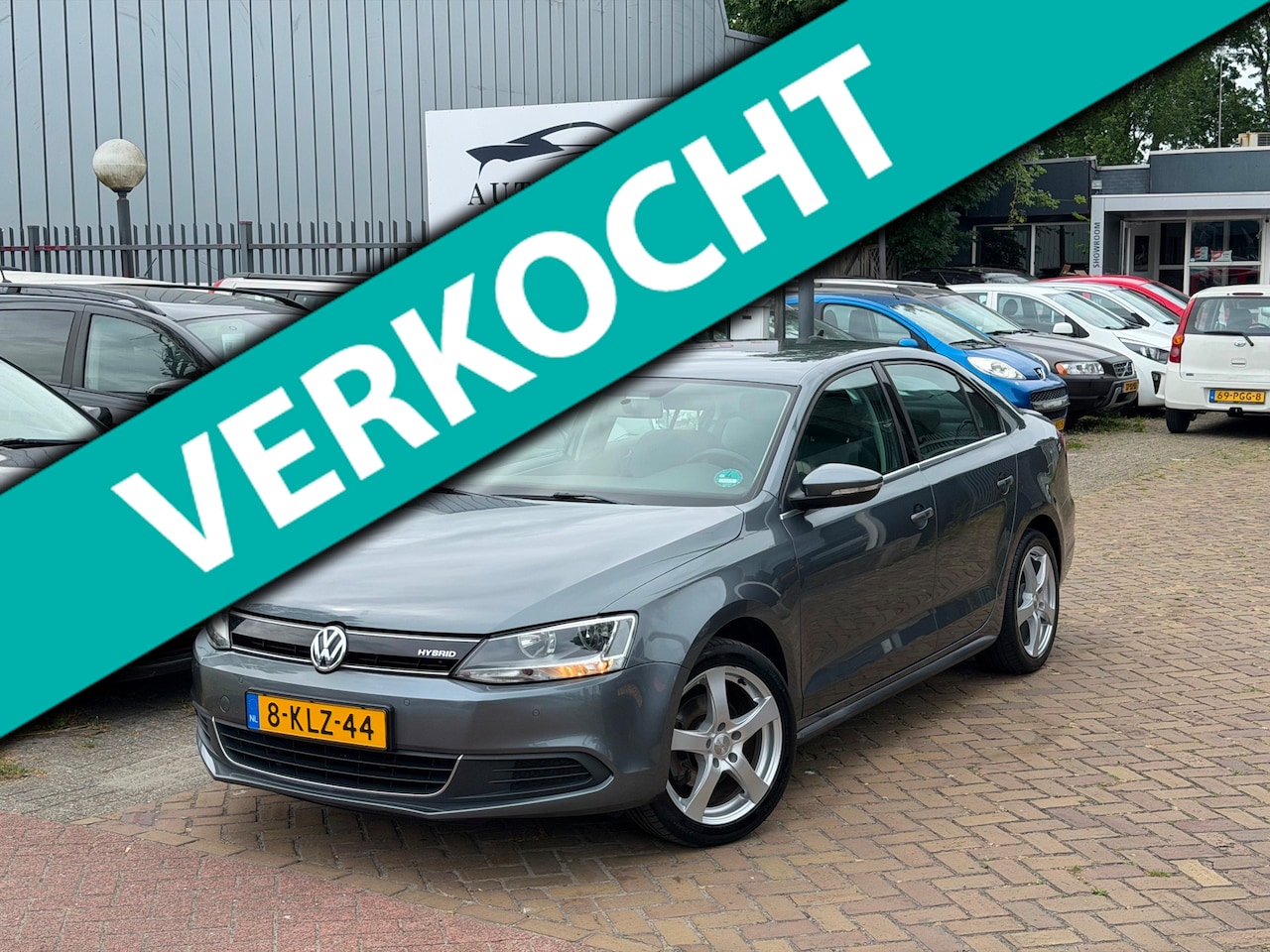 Volkswagen Jetta - 1.4 TSI Hybrid Comfortline Aut/Navigatie/Cruise/Nap/Nieuw Apk/2 sleutels aanwezig/3 Maande - AutoWereld.nl