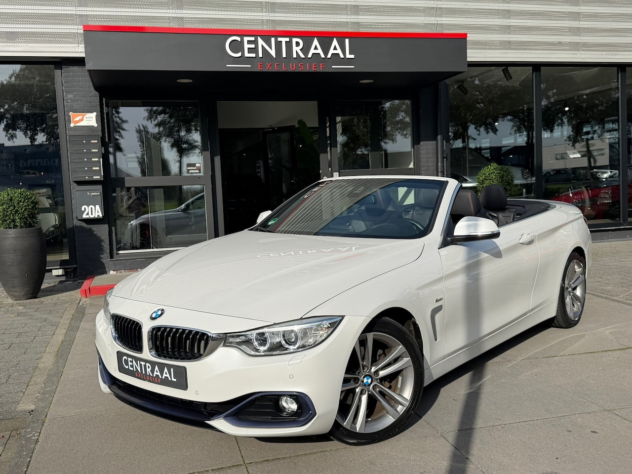 BMW 4-serie Cabrio - 420i Sport Line Leder|Camera|Xenon|Nekverwarming|Hifi - AutoWereld.nl