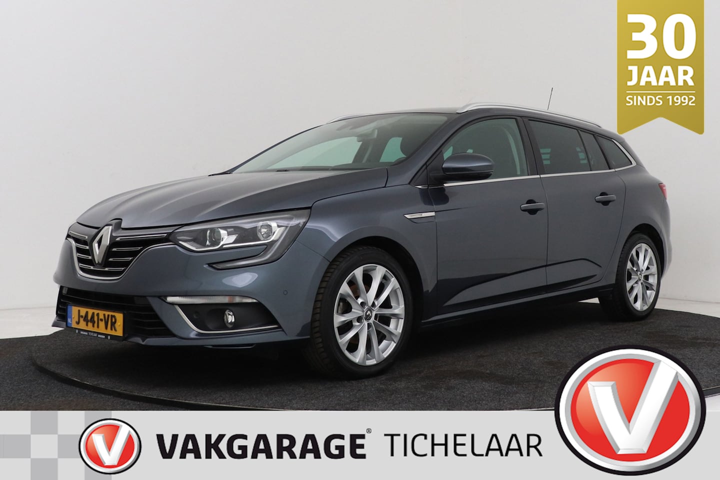 Renault Mégane Estate - 1.3 TCe Limited | Trekhaak | Camera | CarPlay | Groot Navi | Climate Control | - AutoWereld.nl