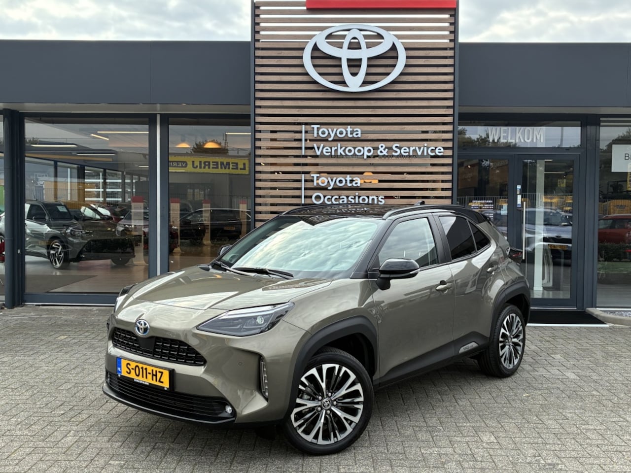 Toyota Yaris Cross - Toyota Yaris Cross 1.5 Hybrid Executive | Trekhaak | HUD | JBL | PDC V+A - AutoWereld.nl