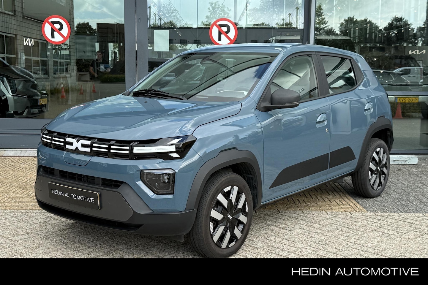 Dacia Spring - Expression 65 26.8 kWh | Parkeersensoren | Cruise control | Airco | - AutoWereld.nl