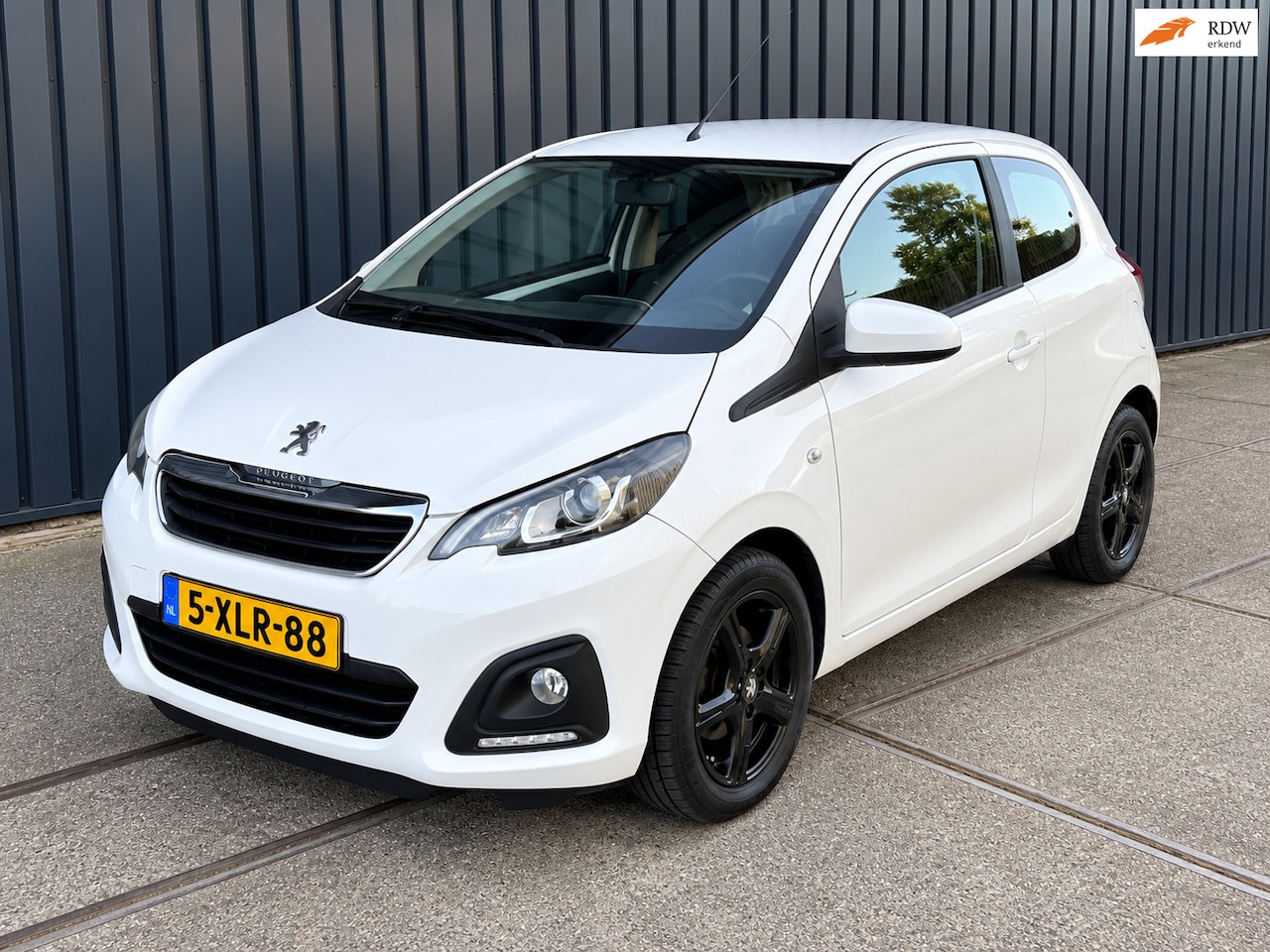 Peugeot 108 - 1.0 VTi Active 1.0 VTi Active - AutoWereld.nl