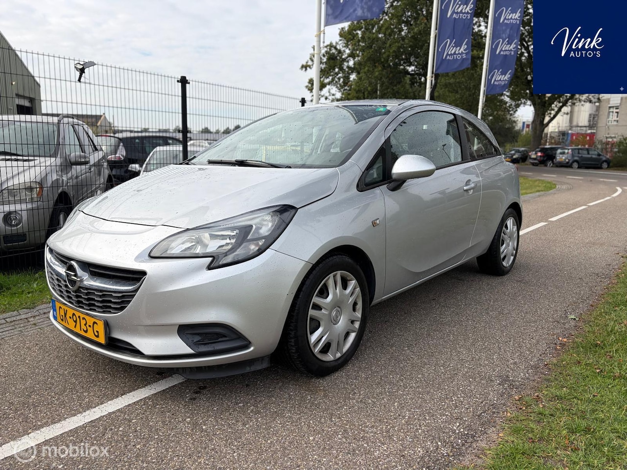 Opel Corsa-e - 1.0 Turbo Business+ |Navigatie | Airco | Trekhaak | Cruise Control | - AutoWereld.nl