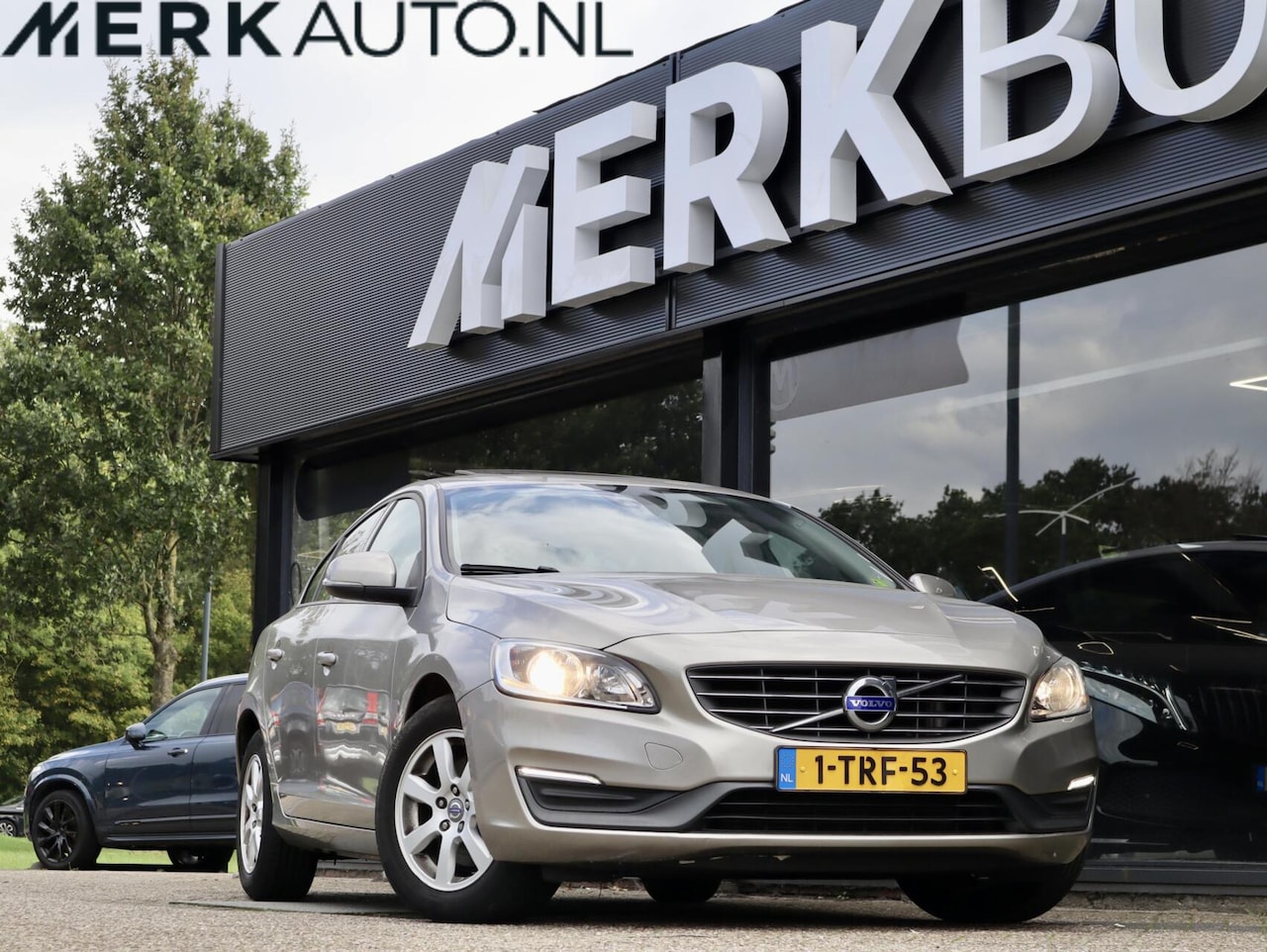 Volvo S60 - 1.6 T3 Leder, Schuifdak, 1e Eigenaar! met Nap!!! - AutoWereld.nl