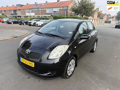 Toyota Yaris - 1.3 VVTi Sol