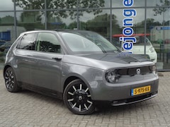 Honda e - Advance 17" Automaat Leer Panoramadak Clima Cruise LMV Camera NL Nieuwstaat