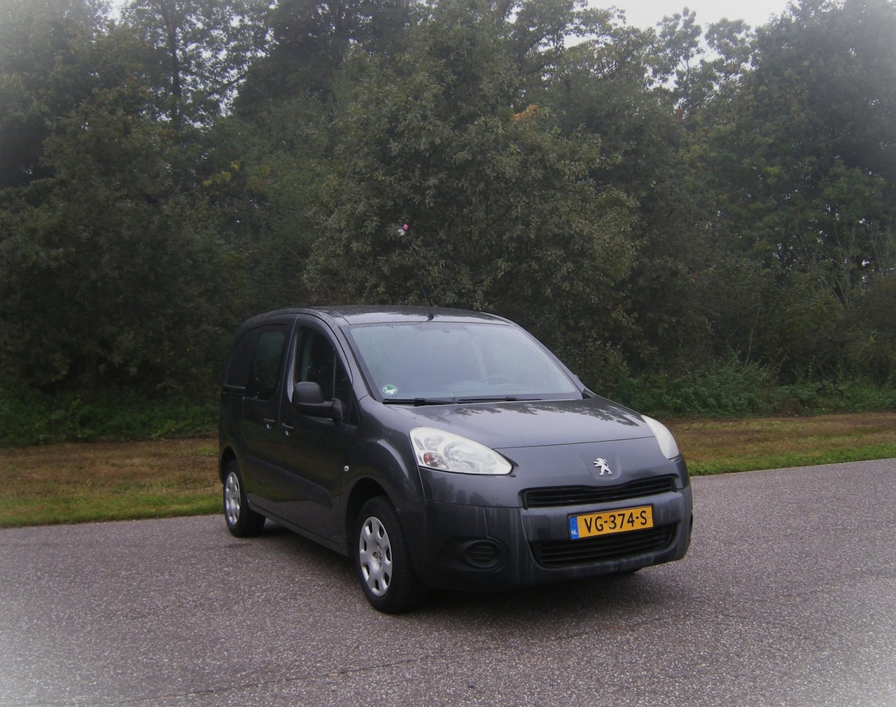 Peugeot Partner - 120 1.6 VTi L1 XR . BENZINE . Airco . Elec ramen . Schuifdeur . MARGE . nette auto . - AutoWereld.nl