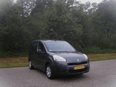 Peugeot Partner - 120 1.6 VTi L1 XR . BENZINE . Airco . Elec ramen . Schuifdeur . MARGE . nette auto