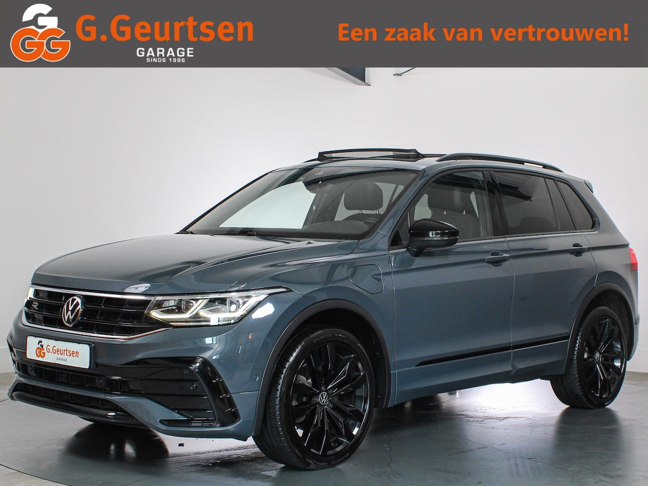 Volkswagen Tiguan - 1.4 TSI eHybrid R-Line, Blackstyle, Panoramadak, Trekhaak, Lederen bekleding, - AutoWereld.nl