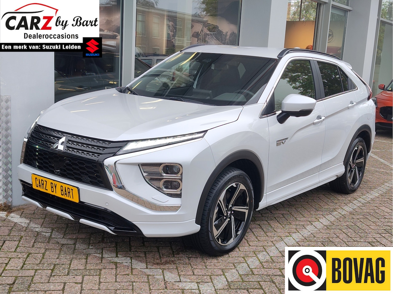 Mitsubishi Eclipse Cross - 2.4 PHEV EXECUTIVE SPORT 360 Camera | Stuurverwarming | Sportpakket - AutoWereld.nl
