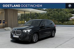 BMW X1 - xDrive25e M Sport Automaat / Trekhaak / Sportstoelen / Achteruitrijcamera / Adaptieve LED