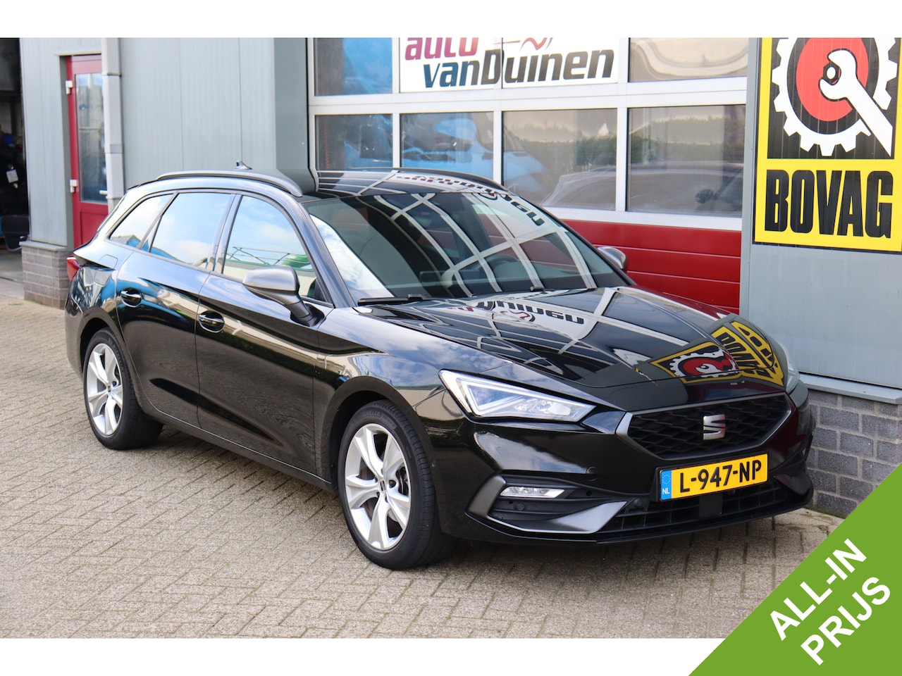 SEAT Leon Sportstourer - 1.5 eTSI FR Business Intense O.a: Pdc, Camera, Adaptive cruise, Stoel/stuur verw., ACC, Di - AutoWereld.nl