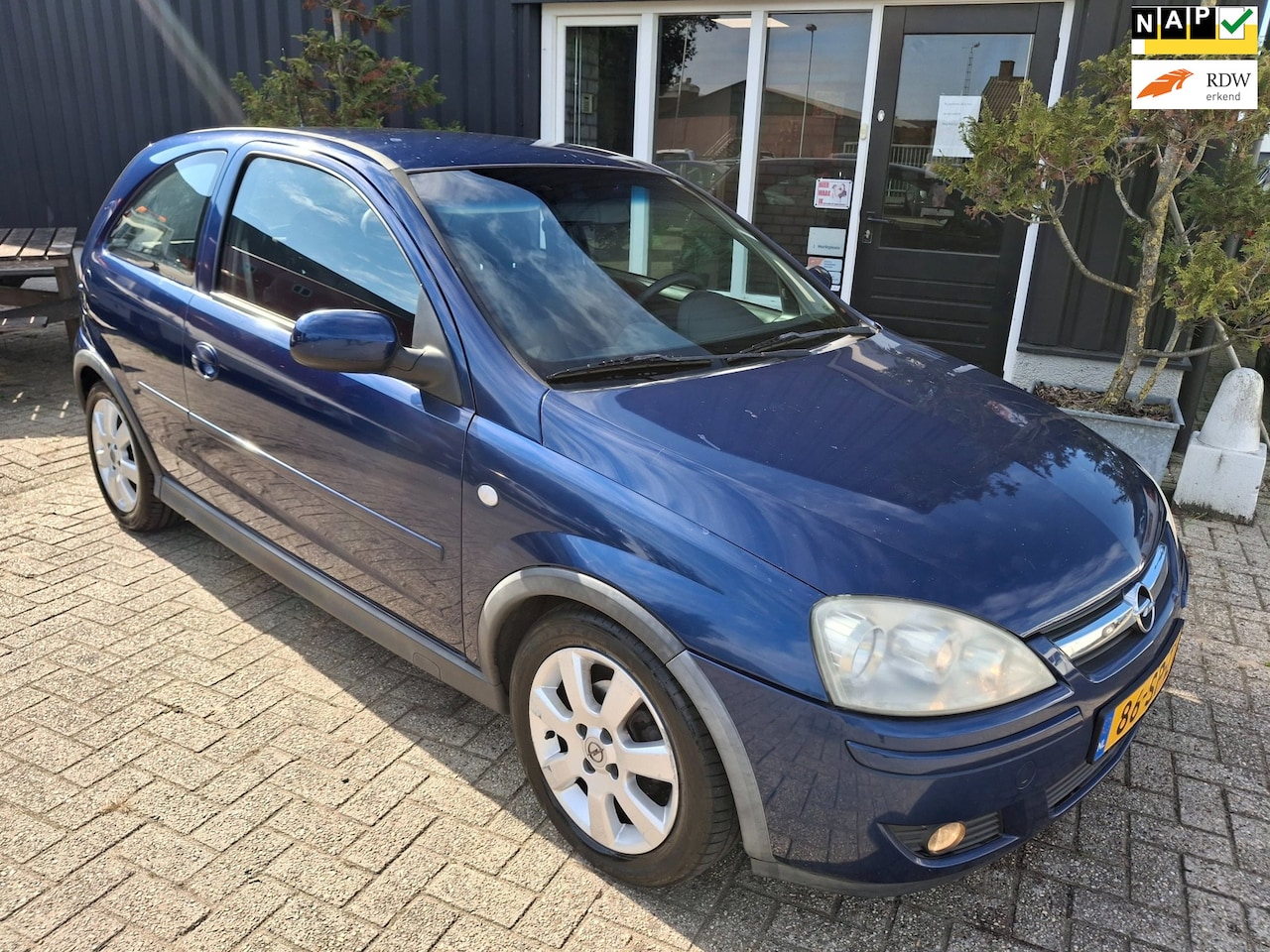 Opel Corsa - 1.2-16V Silverline **AIRCO** - AutoWereld.nl