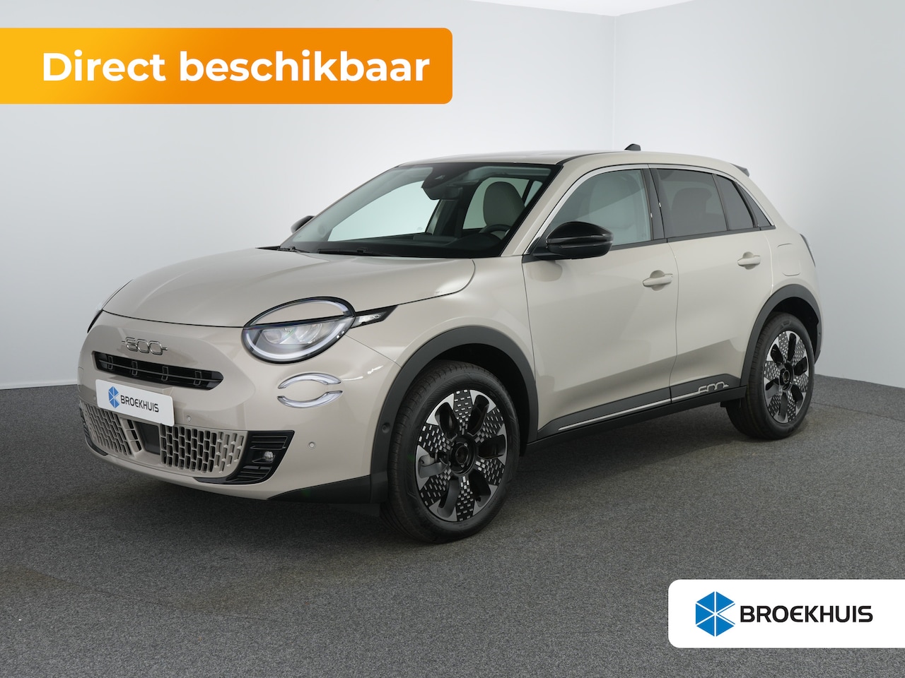 Fiat 600 - La Prima | 10,25" touchscreen radio met Bluetooth, DAB & USB | 18" lichtmetalen velgen Dia - AutoWereld.nl