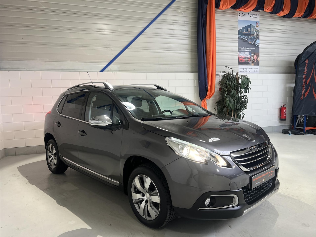 Peugeot 2008 - 1.2 PureT, Allure, AUT, PANO, NWST, NW Banden - AutoWereld.nl