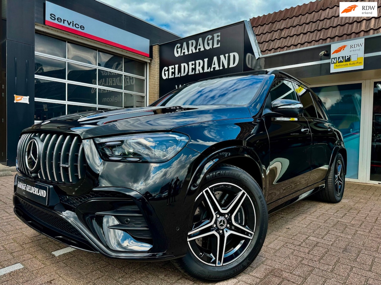 Mercedes-Benz GLE-Klasse - 400e 4MATIC AMG NIGHT | PANO | LEDER | ACC | MATRIX | FULL-OPTION - AutoWereld.nl