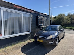 Ford Mondeo - 1.6-16V Trend