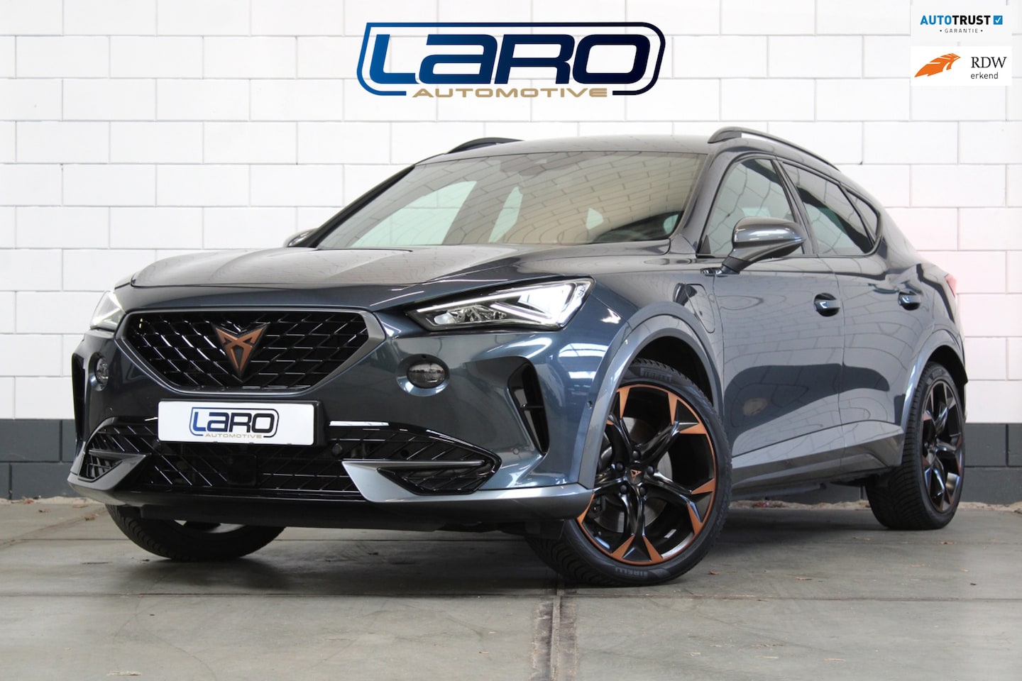 CUPRA Formentor - 1.4 e-Hybrid VZ Copper | Memory Supersport DCC Camera ACC Sfeer Keyless CarPlay DCC Winter - AutoWereld.nl