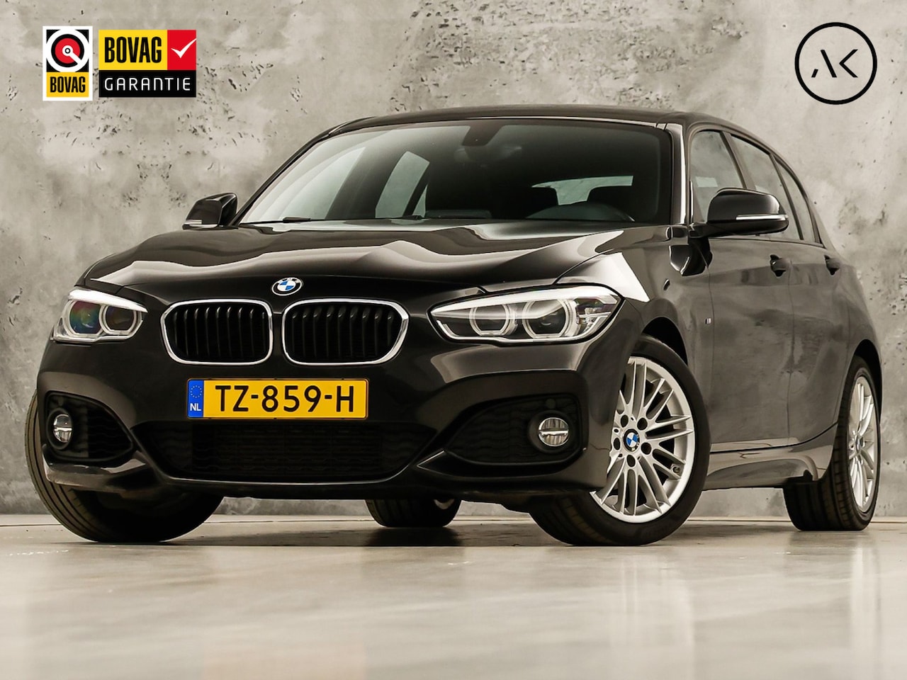 BMW 1-serie - 118i M Sport High Executive Automaat (VIRTUAL COCKPIT, M PAKKET, NAVIGATIE, LEDER, SPORTST - AutoWereld.nl