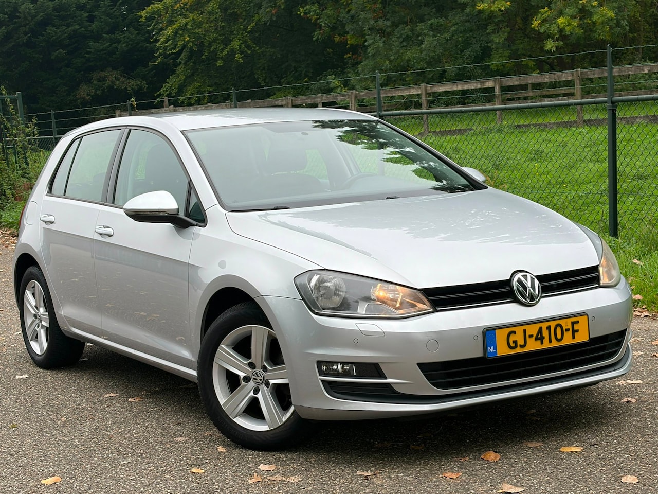 Volkswagen Golf - 1.2 TSI Highline /Navi/Stoelverwarming/Airco/ - AutoWereld.nl