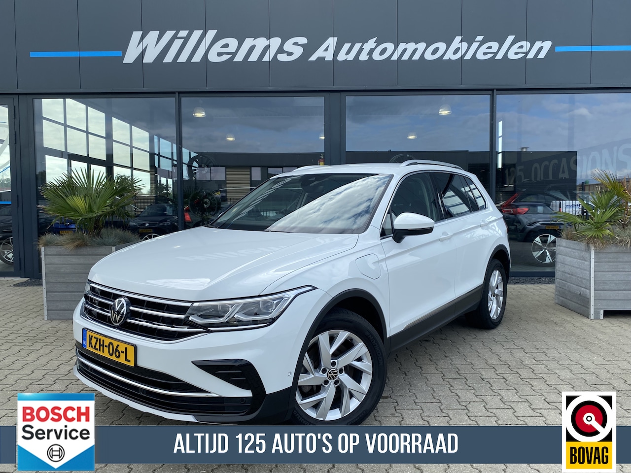 Volkswagen Tiguan - 1.4 TSI eHybrid Business+ Trekhaak Wegklapbaar , Stoelverwarming , Navigatie - AutoWereld.nl