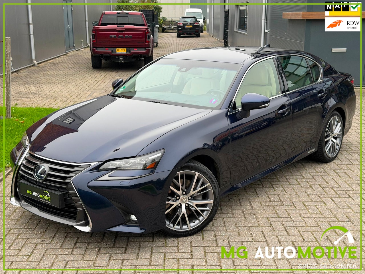 Lexus GS - 300h President Line | HUD | Leder | Stoelverwarming en koeling | Mark Levinson | NL AUTO m - AutoWereld.nl