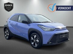 Toyota Aygo X - Hybrid 115 Black Edition | Stoelverwarming | Park. Sensoren | AC
